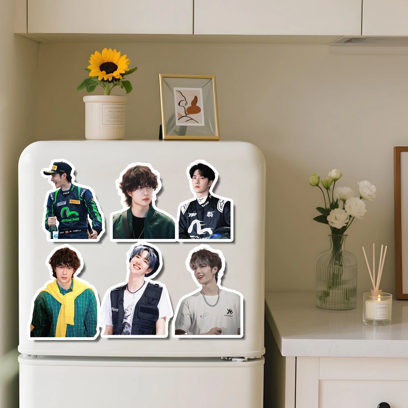 Wang yibo geladeira adesivo su - Home Decor Sticker avaliação e preço